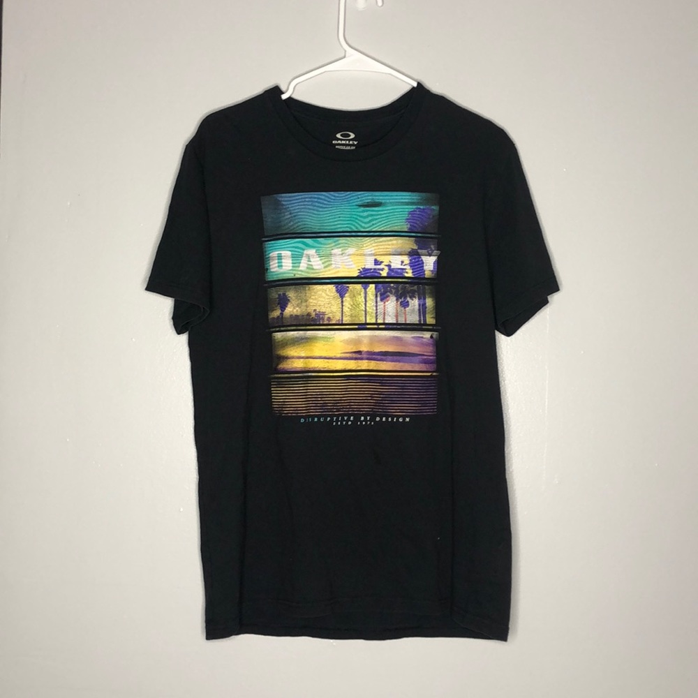 Oakley t shirt